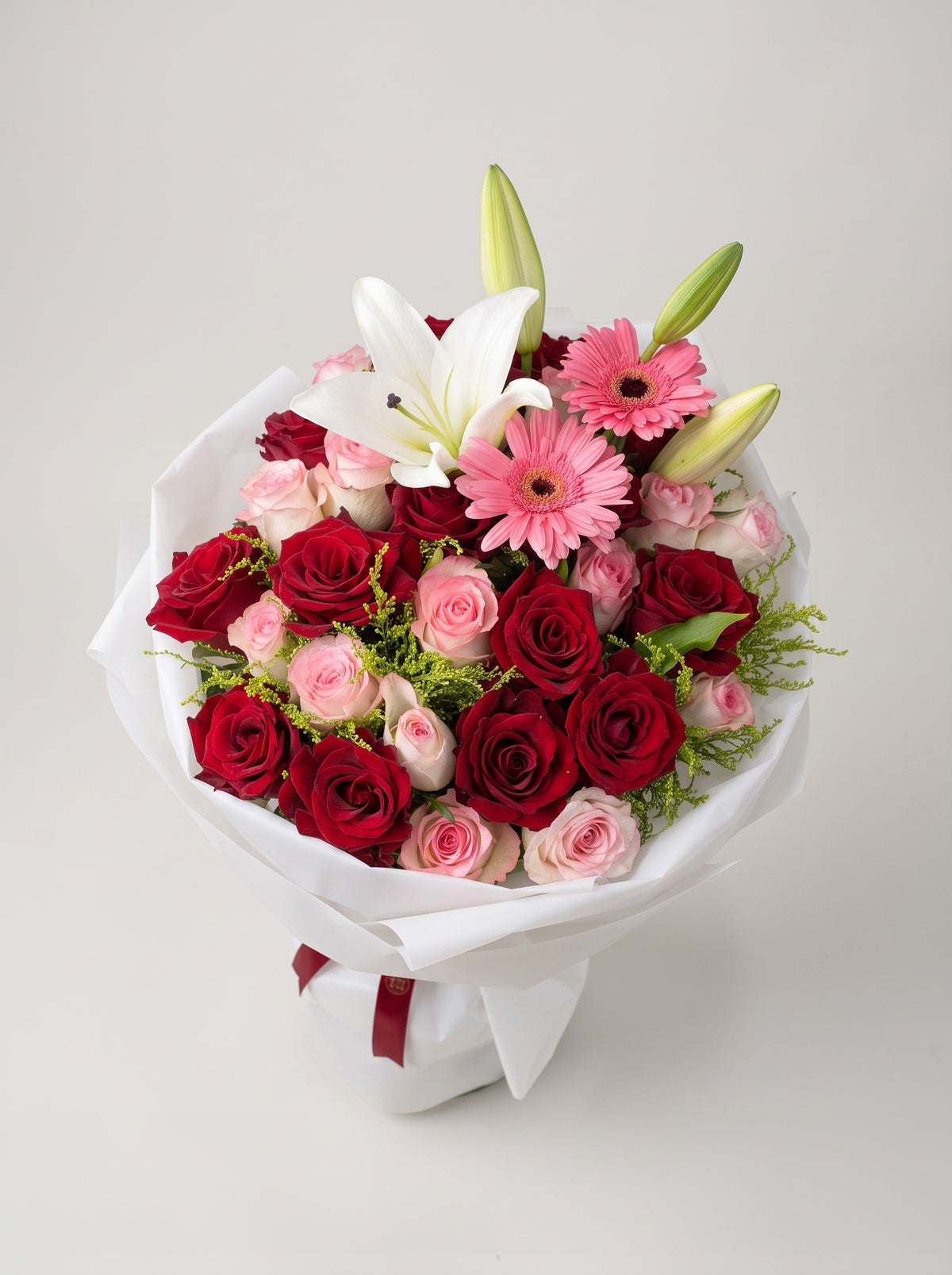Red & Pink Roses Bouquet with Lily and Gerbera